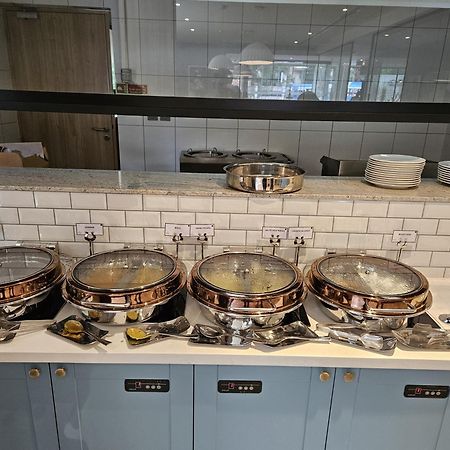 Park Inn & Suites By Radisson Thrissur East Fort Zewnętrze zdjęcie