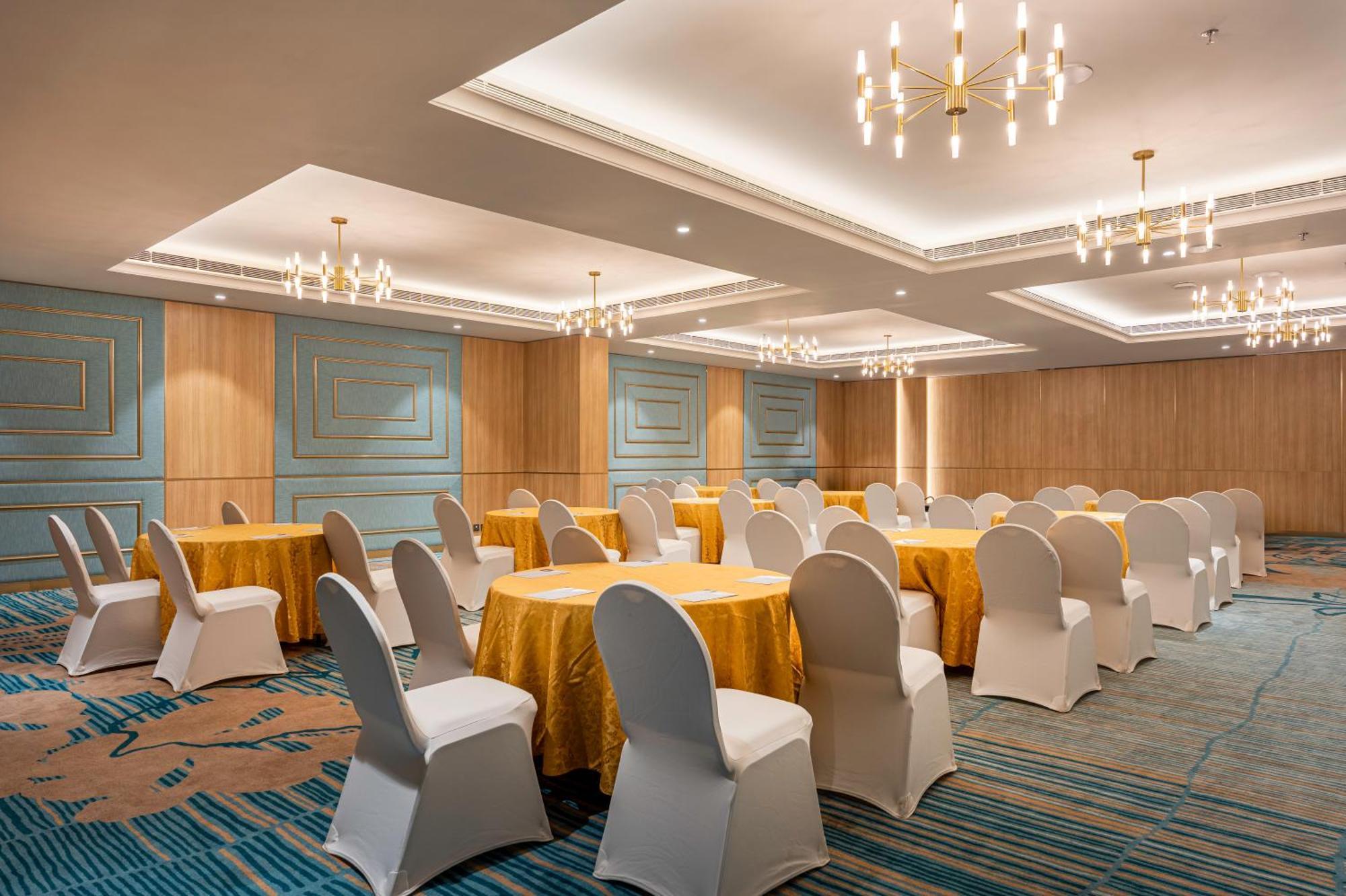 Park Inn & Suites By Radisson Thrissur East Fort Zewnętrze zdjęcie